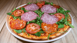 Pizza DUO SALAMI E POMODORO - 239 Kč